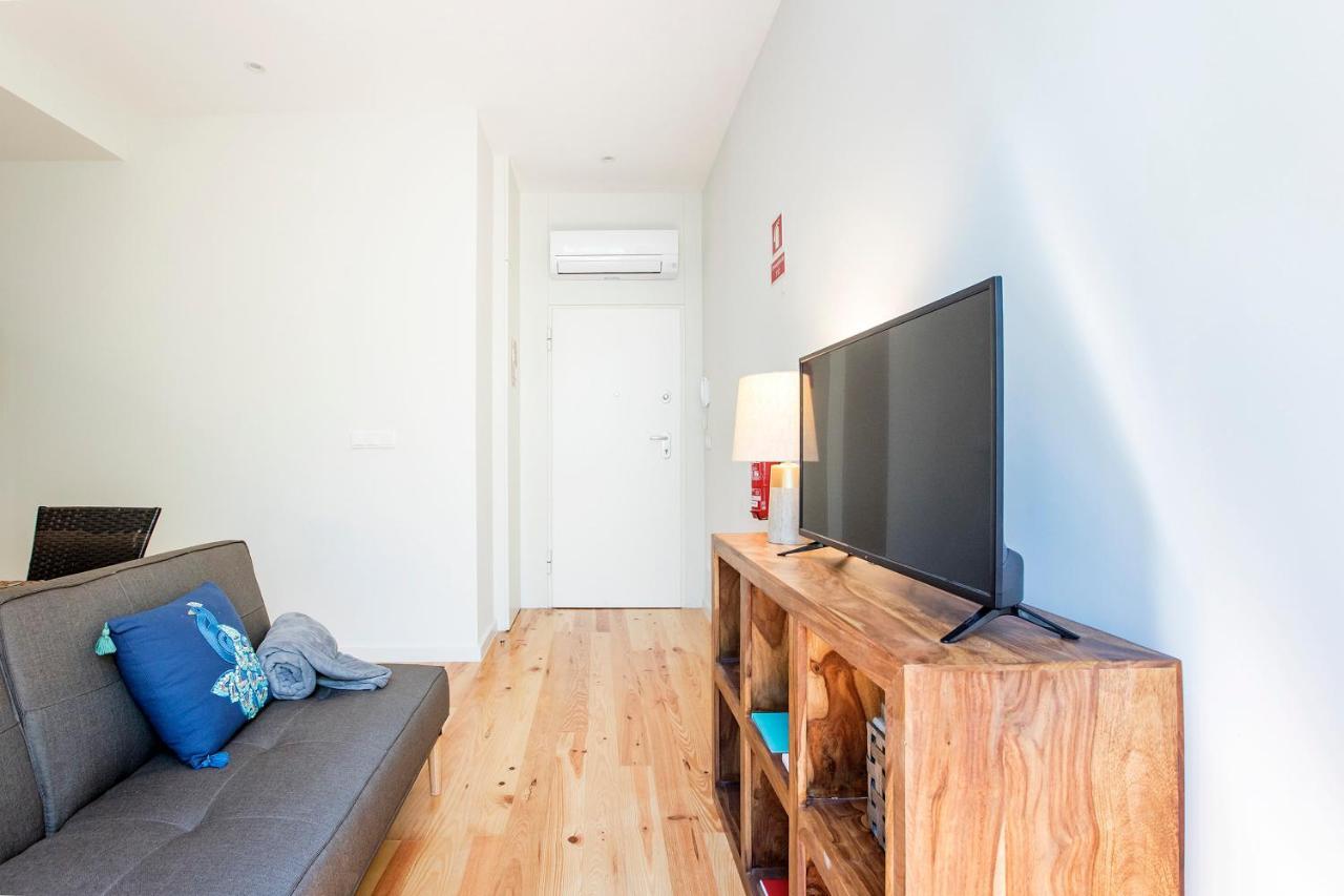 Central Studio W/ Pool, Ac & Patio By Lovelystay Porto Eksteriør billede