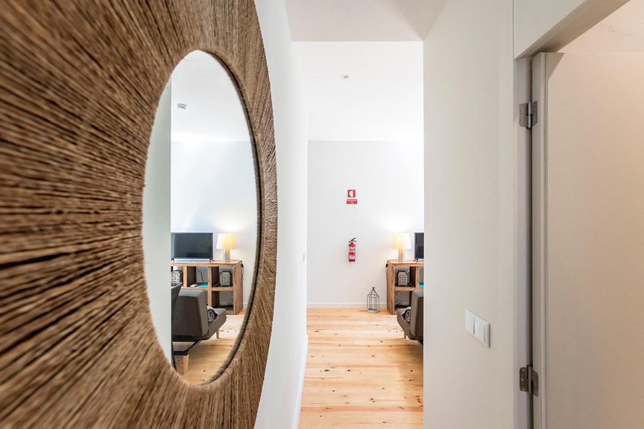 Central Studio W/ Pool, Ac & Patio By Lovelystay Porto Eksteriør billede